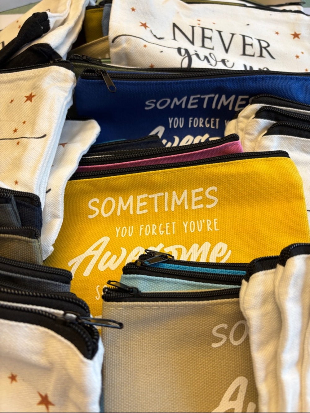 5 Random Pull Cosmetic Bags BRAND NEW!!!!! - Picture 4 of 4